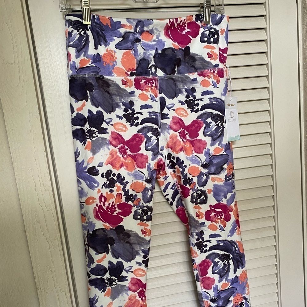 Balance collection floral High Waist Capri